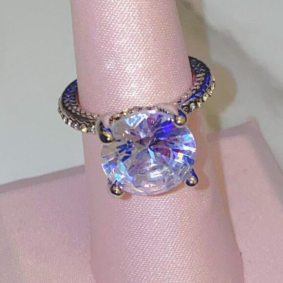 New Sz 7 Cubic Zirconia Solitaire Ring Clear White Silver Engagement Cocktail - Picture 2 of 4